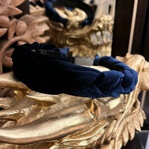 Royal blue velvet headband NW!!!